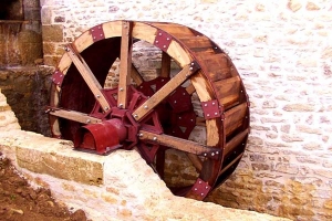 Reconstruction d’une roue à arrivée d’eau au-dessus - La roue est terminée 1
